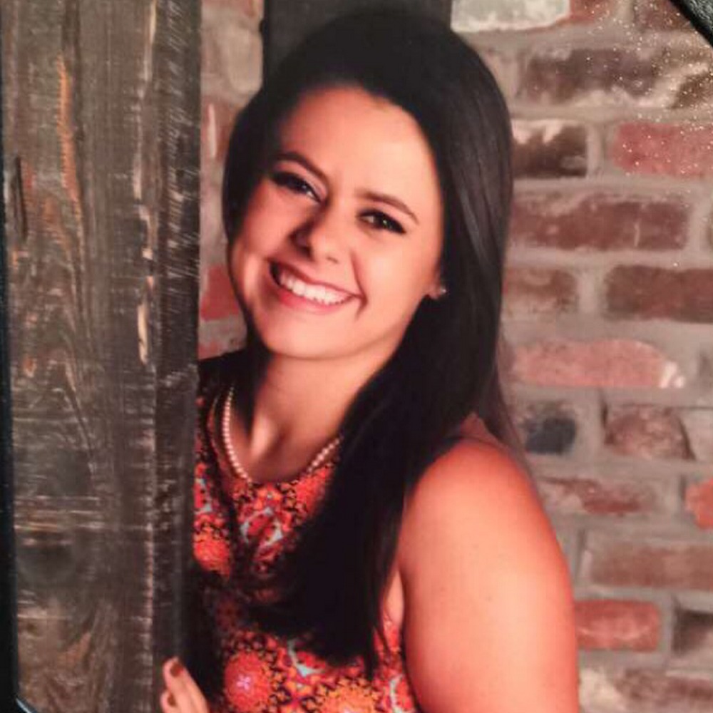 Meet your Posher, Alyssa